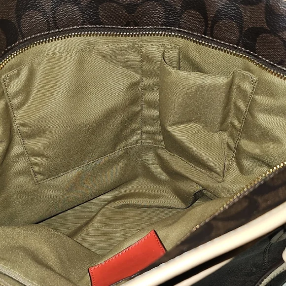 Coach Brown Tan Tote Bag PurseWomen Shoulder Barely Used 16 X 12 Signature